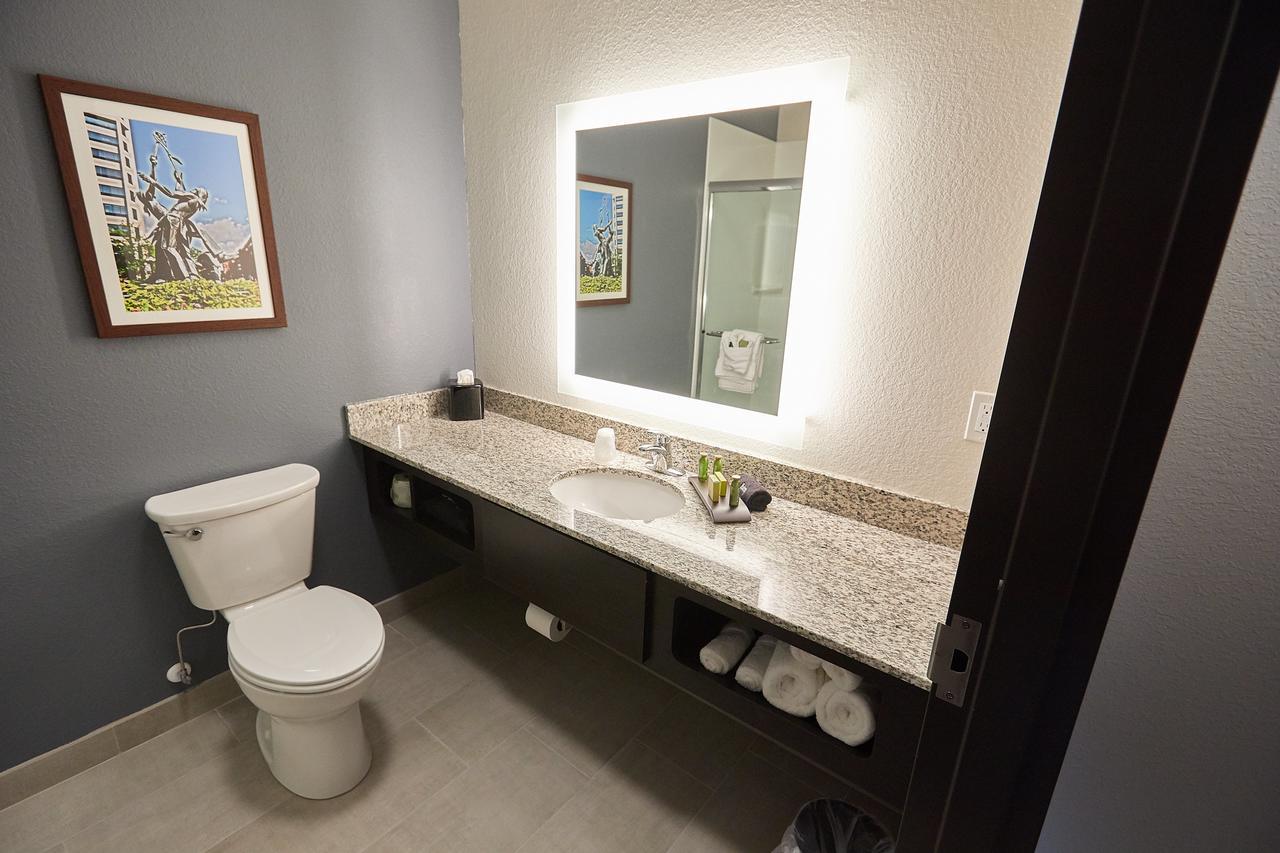 Gundersen Hotel & Suites ラ・クロス エクステリア 写真