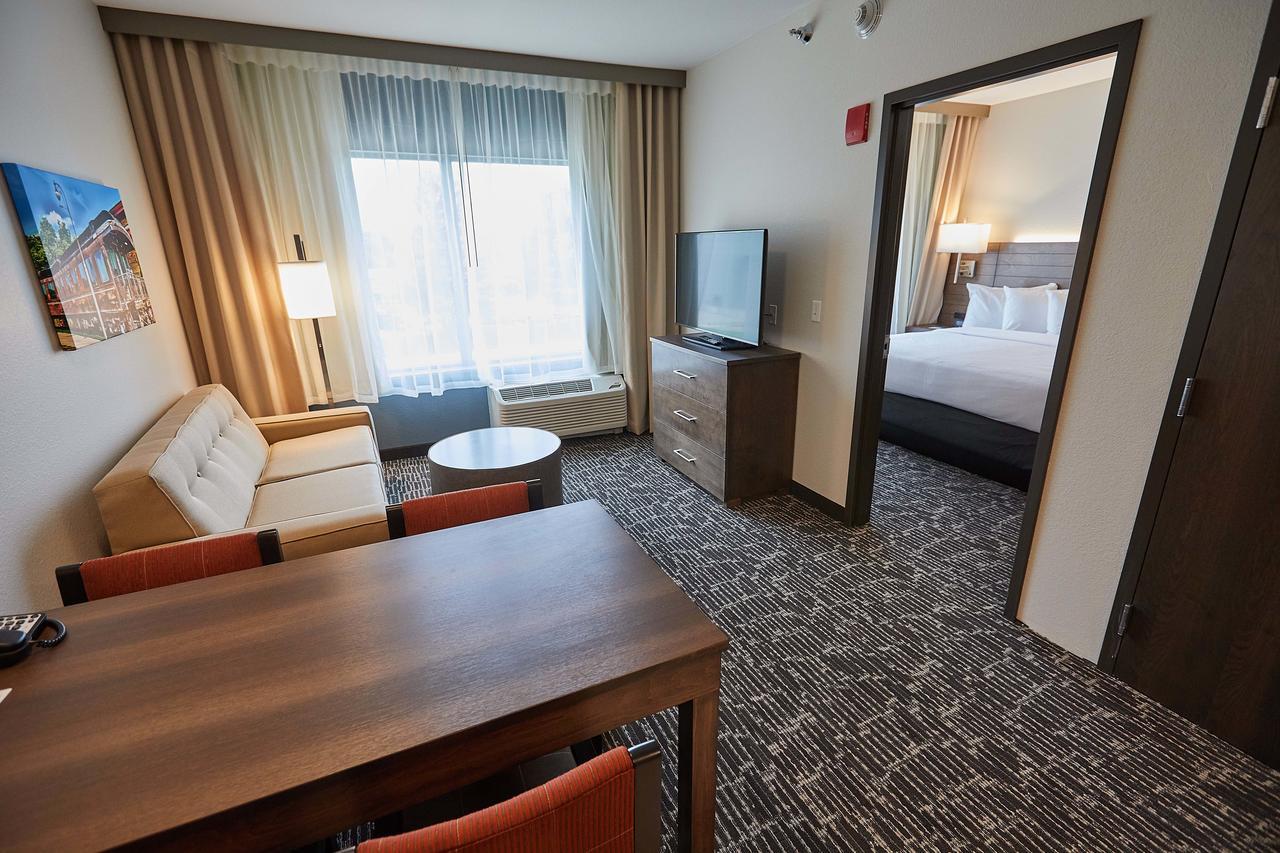 Gundersen Hotel & Suites ラ・クロス エクステリア 写真