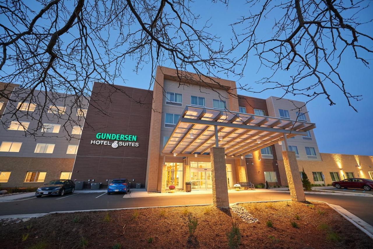 Gundersen Hotel & Suites ラ・クロス エクステリア 写真